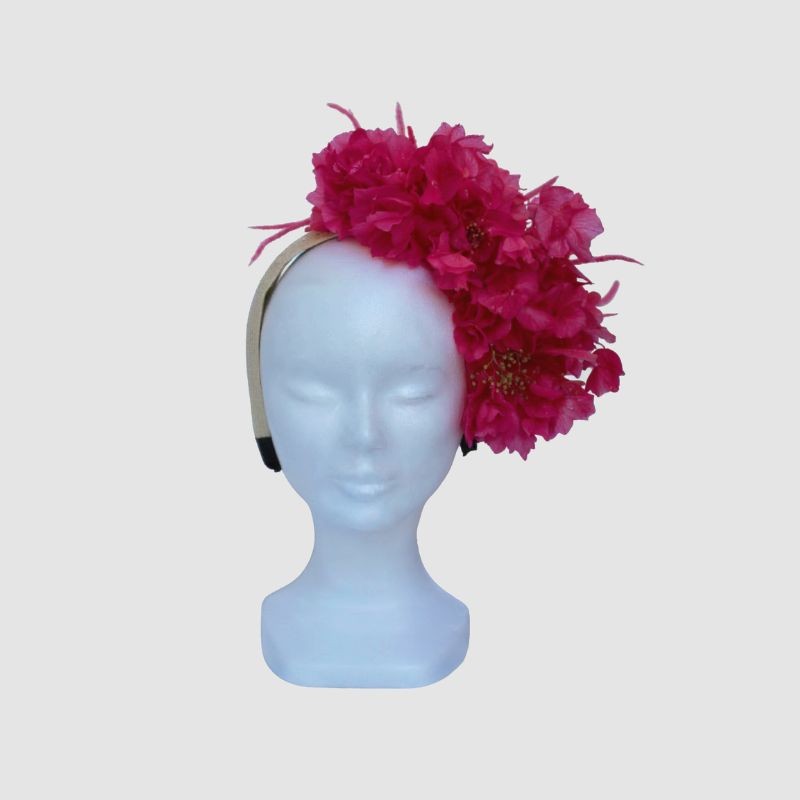 DIADEMA HORTENSIAS PLUMAS